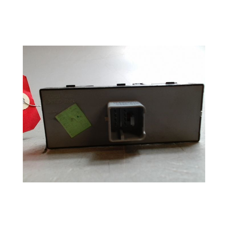 COMMANDE LEVE-GLACE PORTE AVG VOLKSWAGEN GOLF