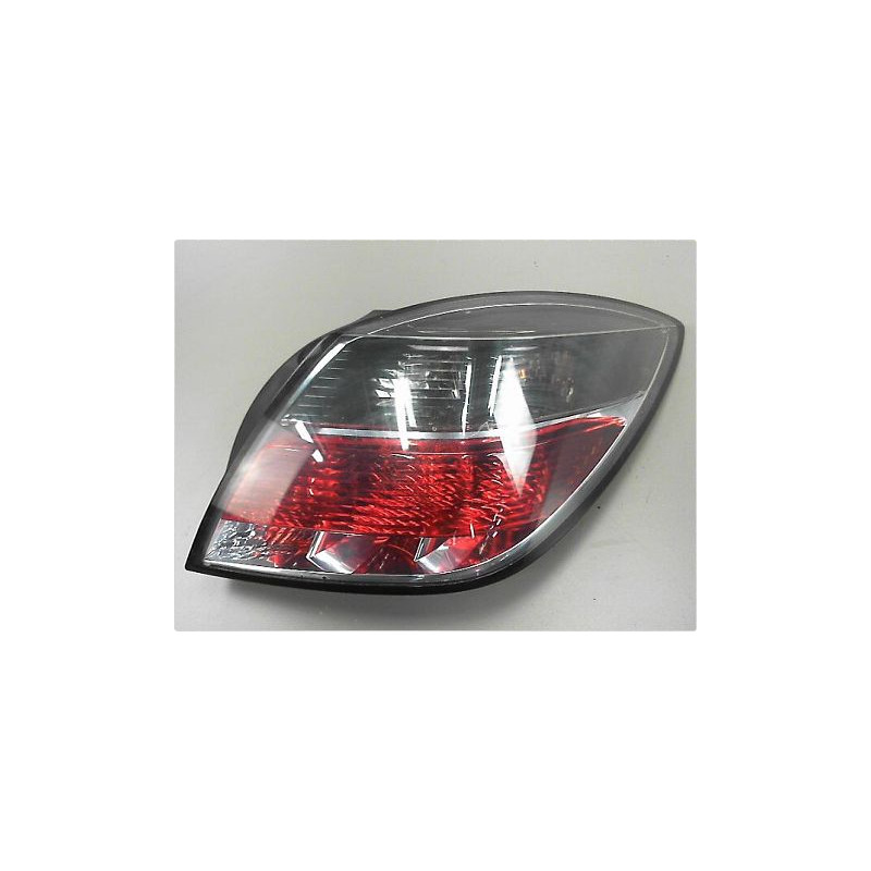 FEU ARRIERE DROIT OPEL ASTRA (H) GTC 2005-2006
