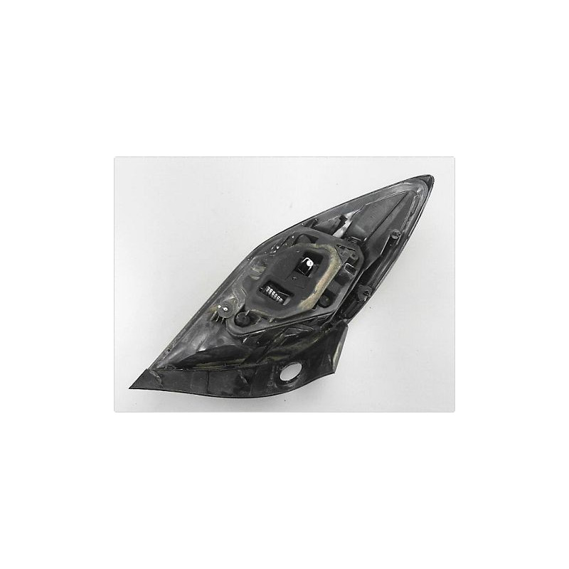 FEU ARRIERE DROIT OPEL ASTRA (H) GTC 2005-2006