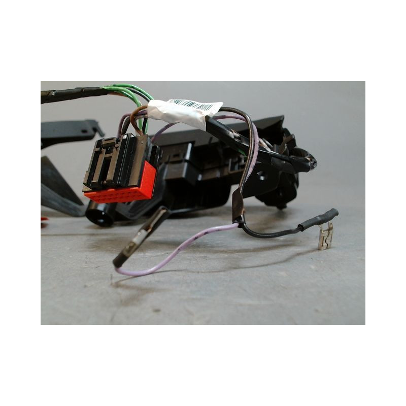 COMMANDE AUTORADIO FORD C-MAX