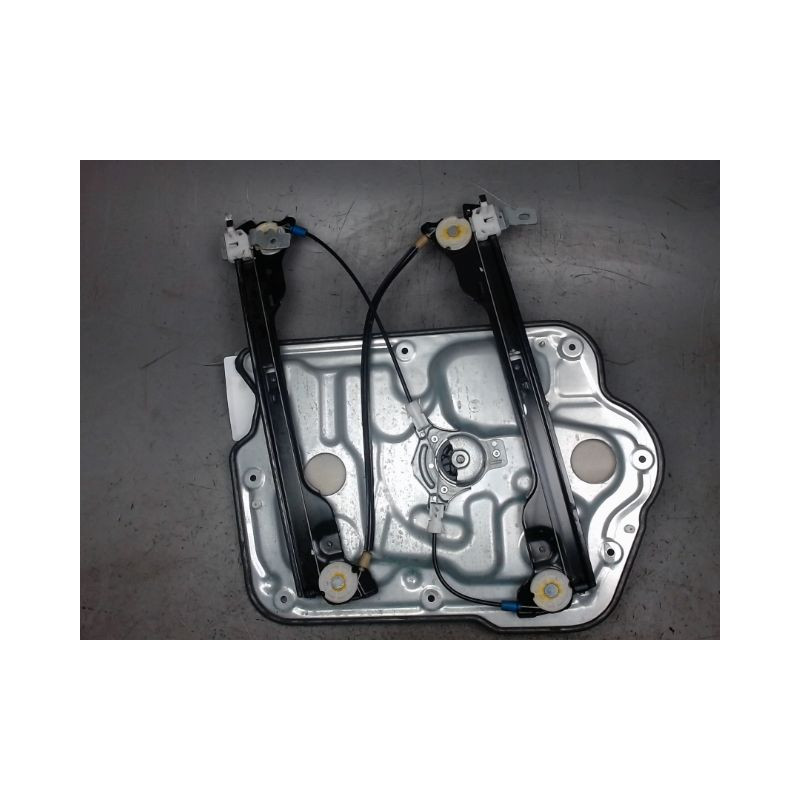 MECANISME+MOTEUR LEVE-GLACE AVANT DROIT NISSAN QASHQAI