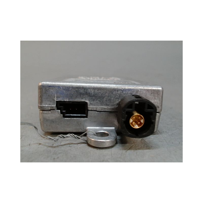 ANTENNE RADIO BMW SERIE 1 E81 2.0D - 16V TURBO 1