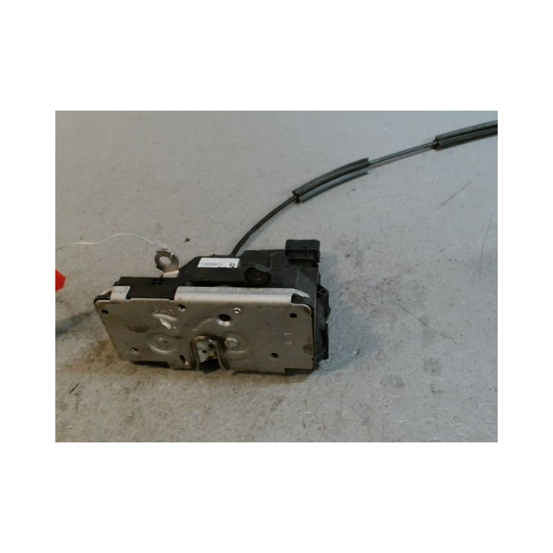 SYSTEME CONDAMNATION AVANT GAUCHE OPEL CORSA D PHASE 2 1.0I - 12V