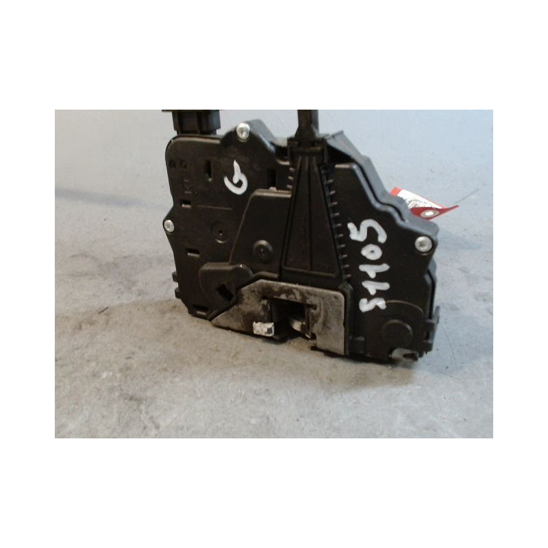 SYSTEME CONDAMNATION AVANT GAUCHE OPEL CORSA D PHASE 2 1.0I - 12V