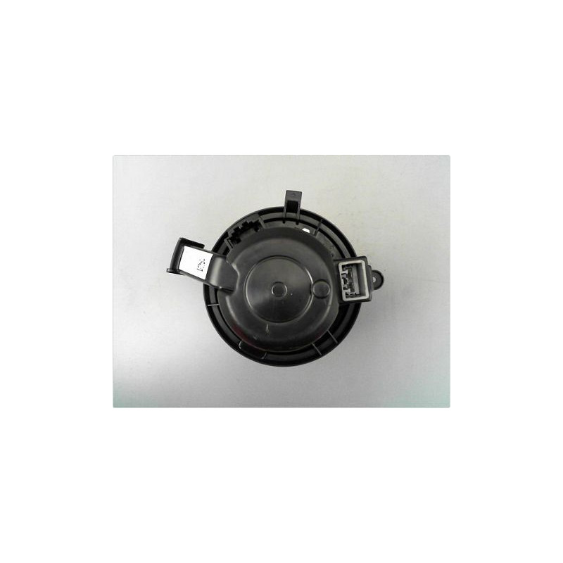 MOTEUR VENTILATEUR CHAUFFAGE RENAULT TWINGO III 14-20