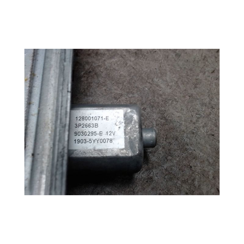 MECANISME+MOTEUR LEVE-GLACE AVANT DROIT RENAULT CLIO