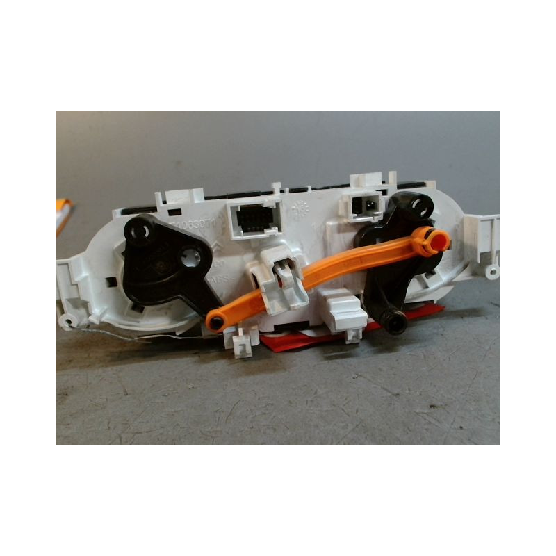 COMMANDE DE CHAUFFAGE PEUGEOT 208