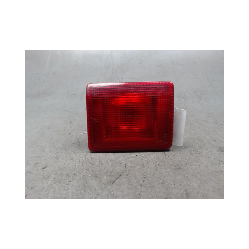 FEU BROUILLARD ARRIERE GAUCHE PEUGEOT 407 SW