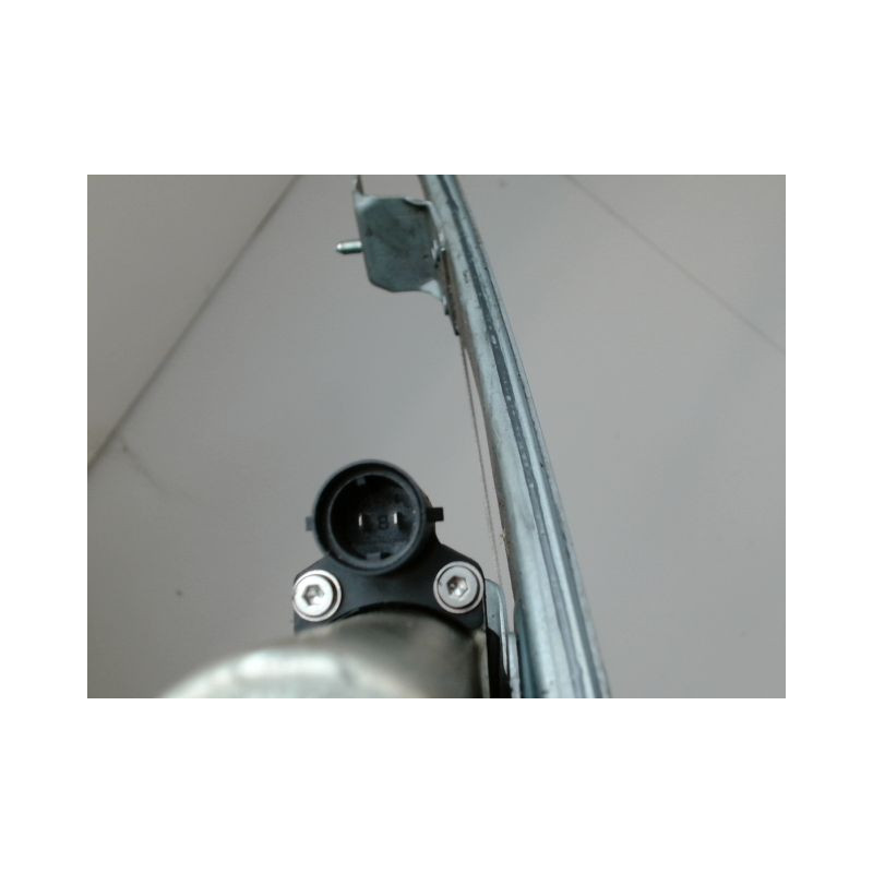 MECANISME+MOTEUR LEVE-GLACE AVANT GAUCHE DACIA SANDERO 1 GASOIL