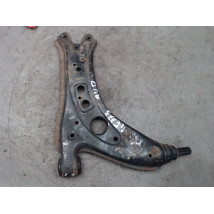 TRIANGLE INFERIEUR AVANT DROIT VOLKSWAGEN FOX ESSENCE