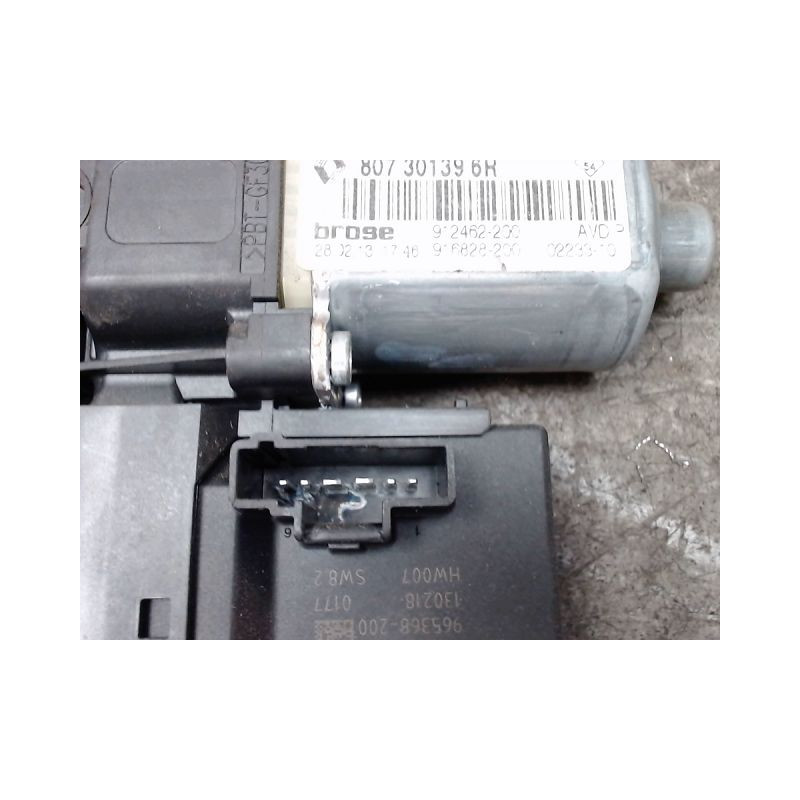MODULE DE LEVE-GLACE AVD NISSAN MICRA 3 PHASE 2 DIESEL