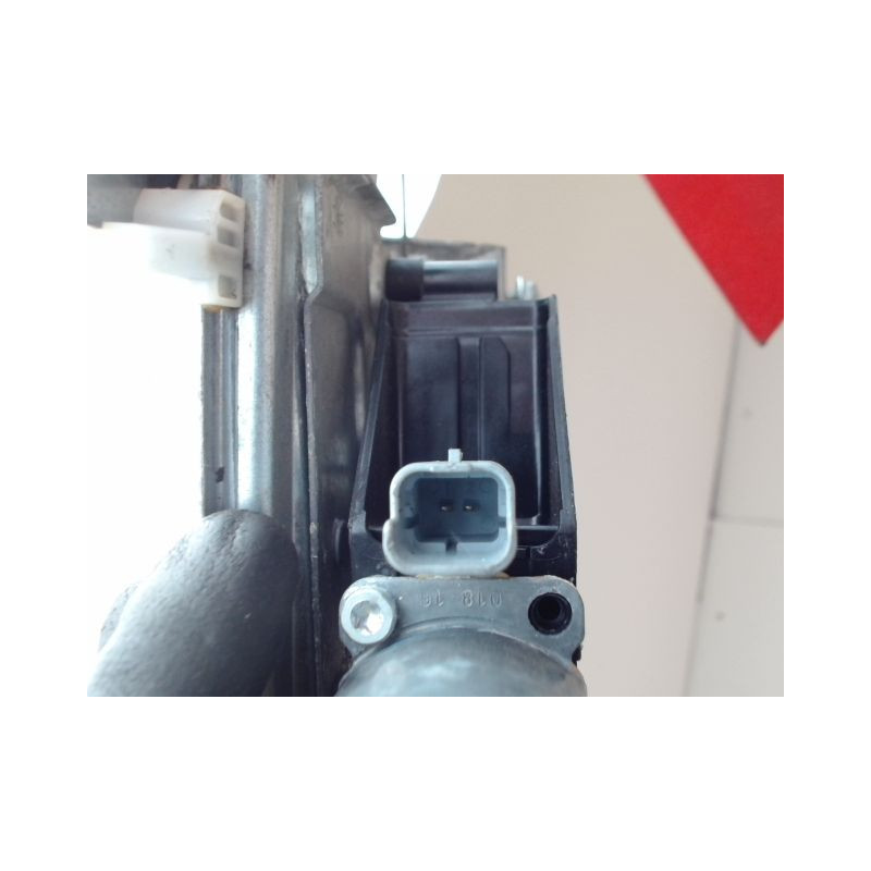 MECANISME+MOTEUR LEVE-GLACE AVANT DROIT PEUGEOT 208 1 PHASE 2 1.2 VTI - 12V