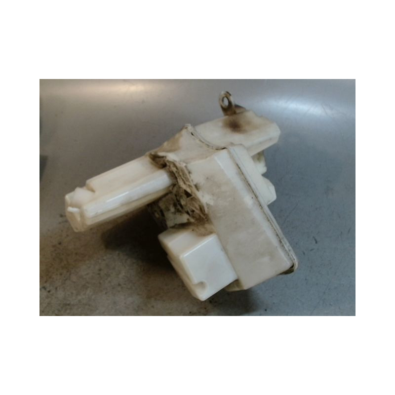 RESERVOIR LAVE-GLACE AVANT VOLVO XC 90 1 PHASE 1  DIESEL