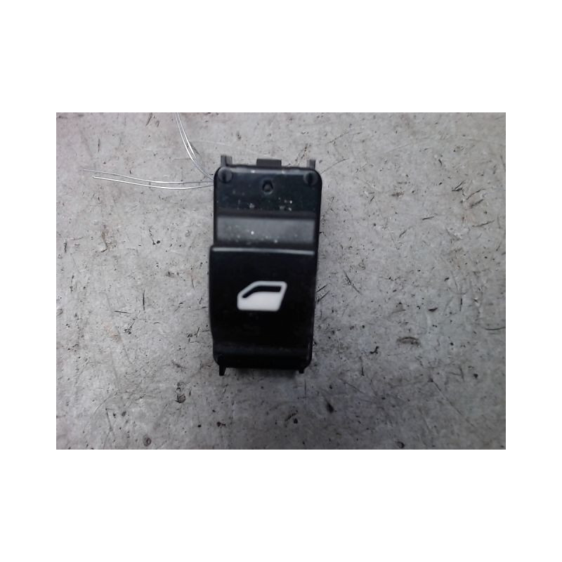 COMMANDE LEVE-GLACE PORTE ARD CITROEN C3