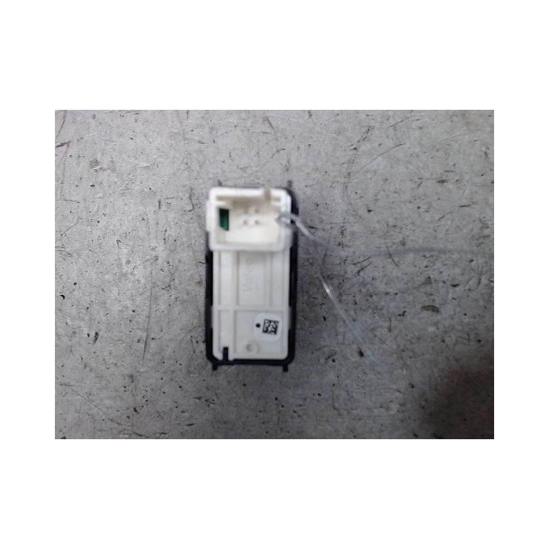 COMMANDE LEVE-GLACE PORTE ARD CITROEN C3