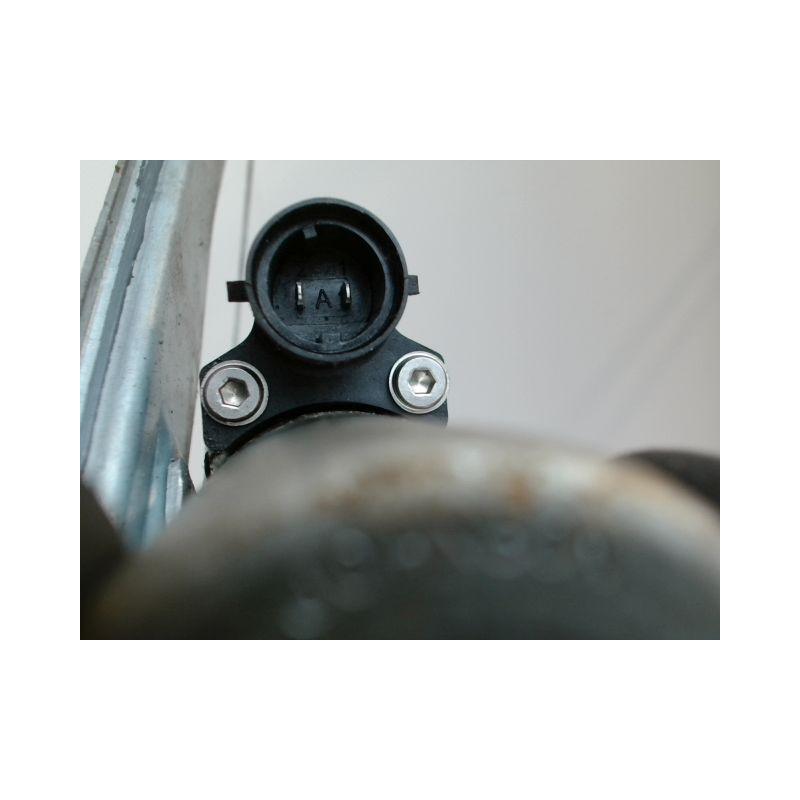 MECANISME+MOTEUR LEVE-GLACE AVANT DROIT DACIA DUSTER