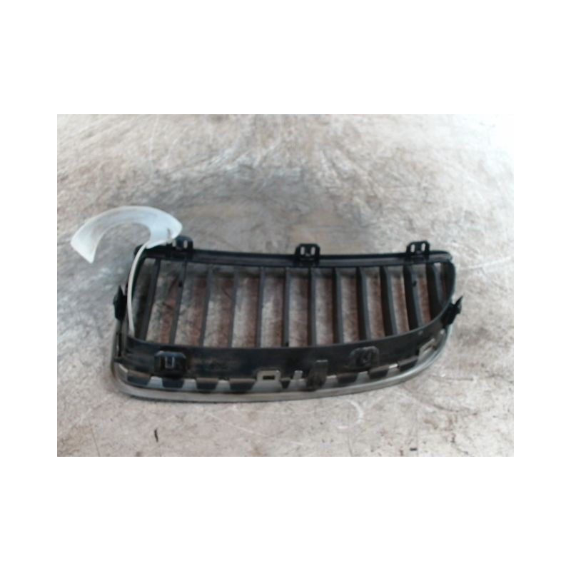 GRILLE CALANDRE DROIT BMW SERIE 3 TOURING (E91)