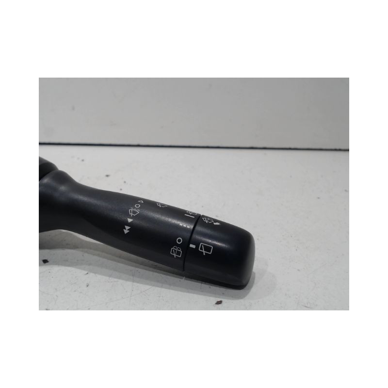 COMMANDE ESSUIE GLACE TOYOTA YARIS