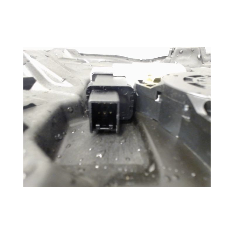 MECANISME+MOTEUR LEVE-GLACE AVANT GAUCHE MAZDA 3