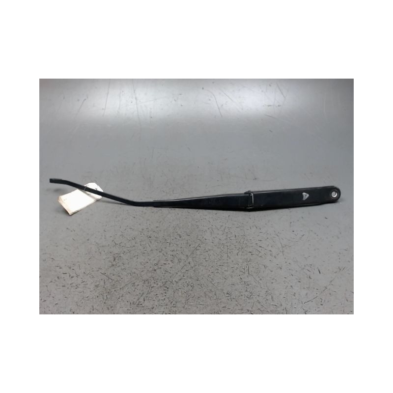 BRAS ESSUIE-GLACE AVANT DROIT FIAT PUNTO 2 PHASE 2 ESSENCE