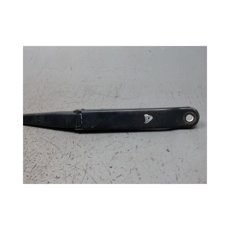 BRAS ESSUIE-GLACE AVANT DROIT FIAT PUNTO 2 PHASE 2 ESSENCE