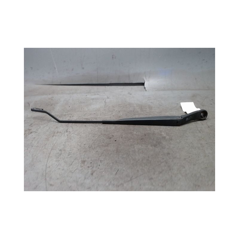 BRAS ESSUIE-GLACE AVANT DROIT NISSAN MICRA 3 PHASE 1 ESSENCE