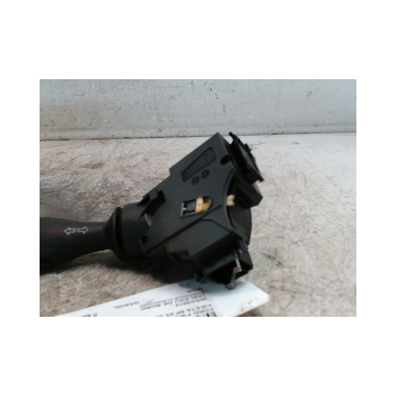 COMMANDE CLIGNOTANT FORD FIESTA 2010-