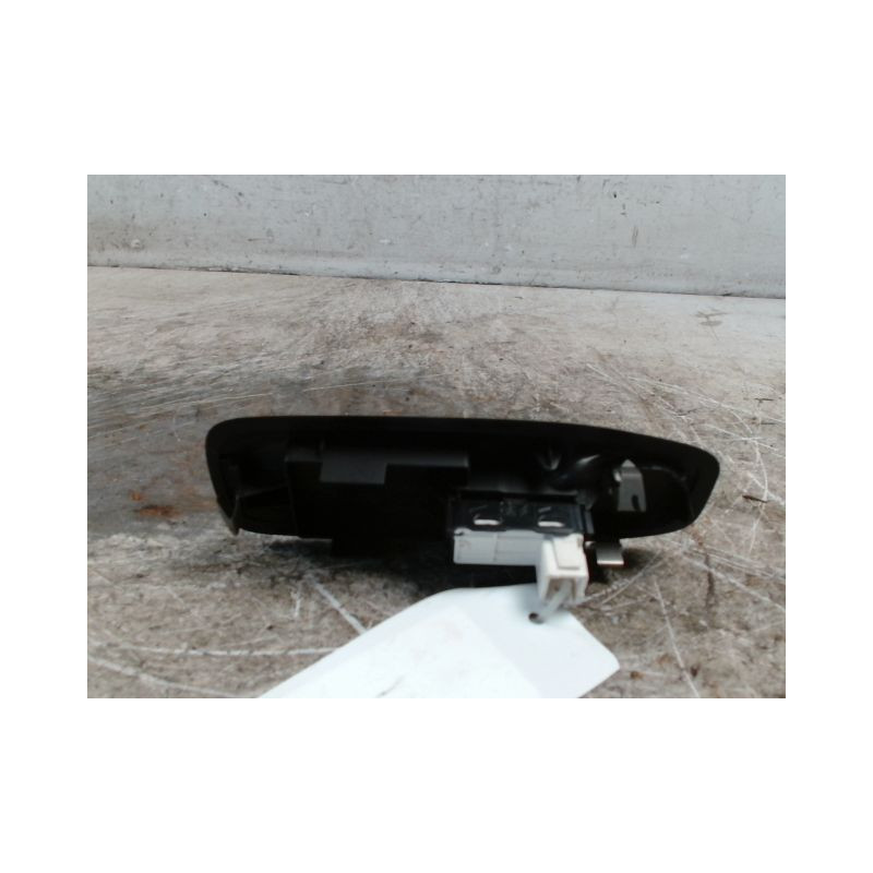 COMMANDE LEVE-GLACE PORTE AVD PEUGEOT 2008