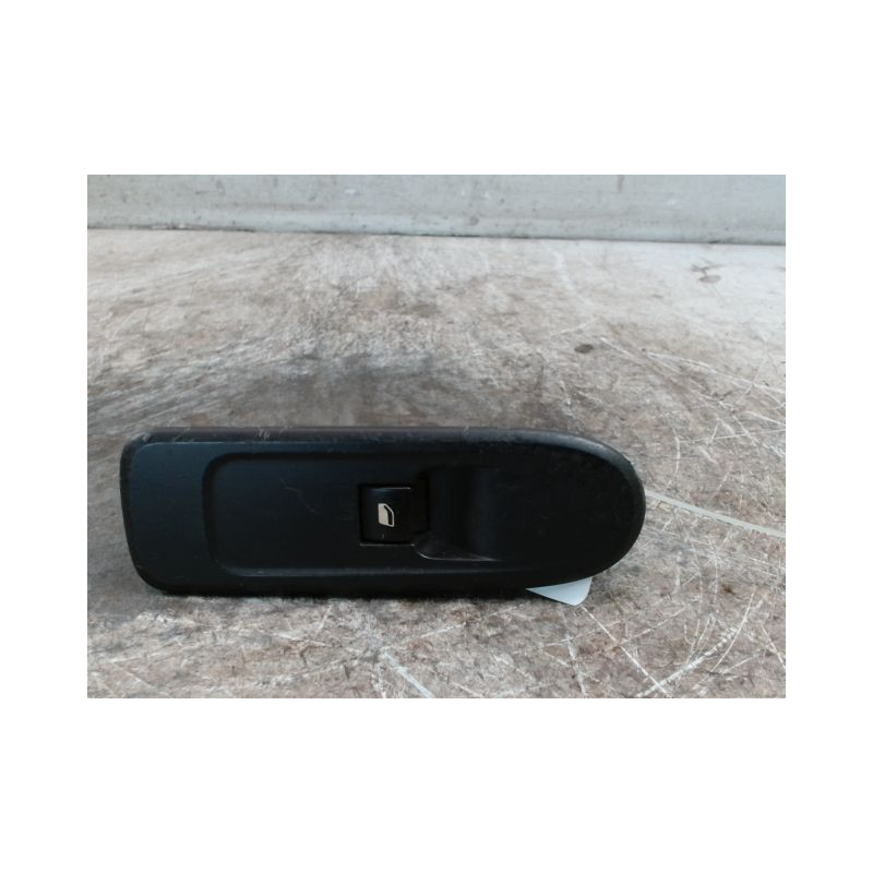 COMMANDE LEVE-GLACE PORTE AVD PEUGEOT 308 2007-