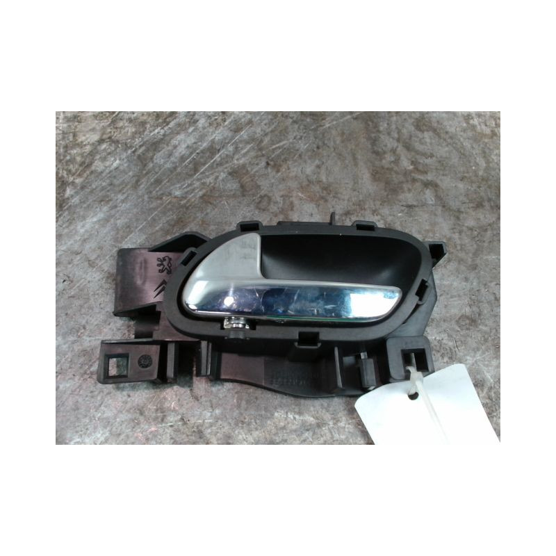 POIGNEE INTERIEURE PORTE AVANT GAUCHE PEUGEOT 308 2007-