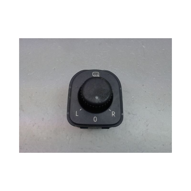 COMMANDE RETROVISSEUR EXTERIEUR ELECTRIQUE VOLKSWAGEN JETTA BERL. III 2005-2010