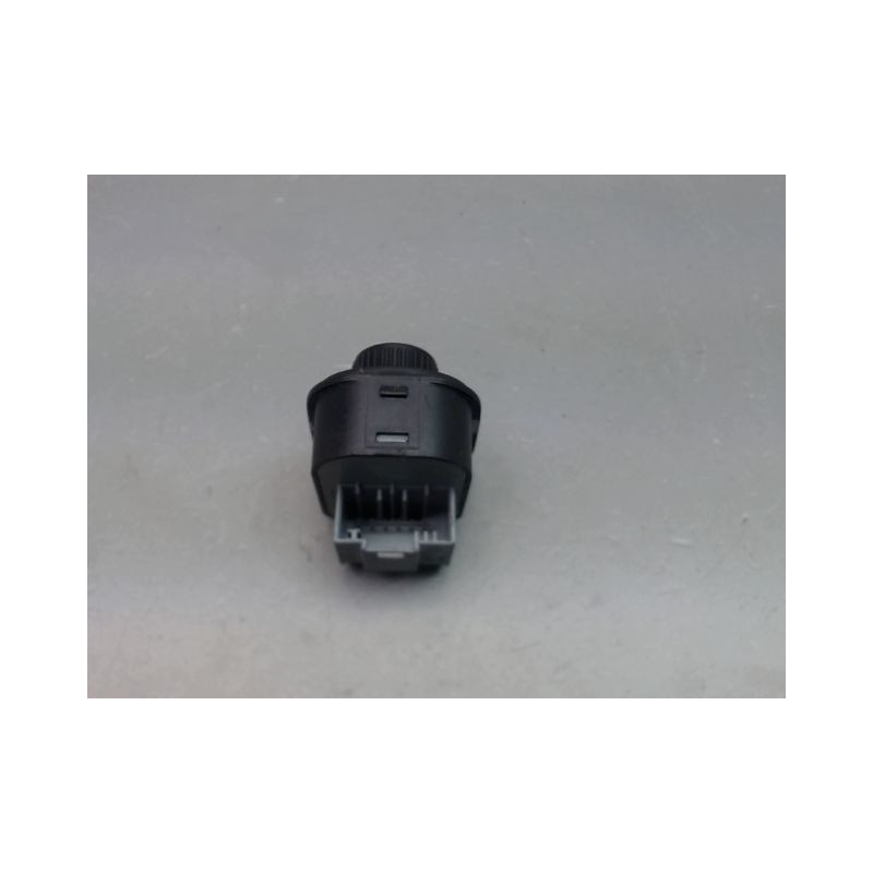 COMMANDE RETROVISSEUR EXTERIEUR ELECTRIQUE VOLKSWAGEN JETTA BERL. III 2005-2010