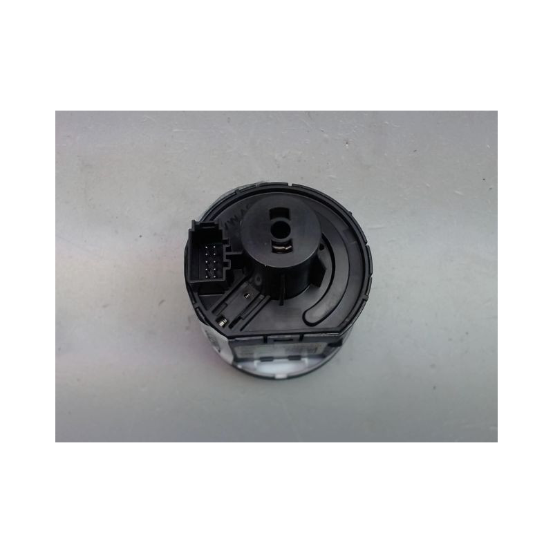 INTERIEUR COMMANDE PHARES VOLKSWAGEN POLO V Phase 1 (6R) 2009-...