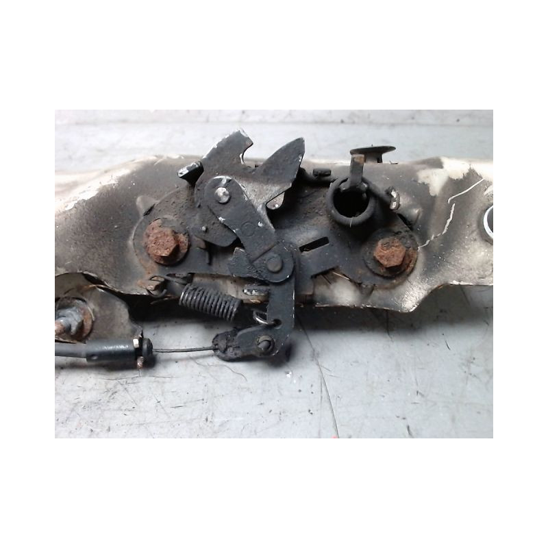 TRAVERSE SUPERIEURE ARMATURE AVANT PEUGEOT 406 COUPE 2.2 HDI - 16V TURBO
