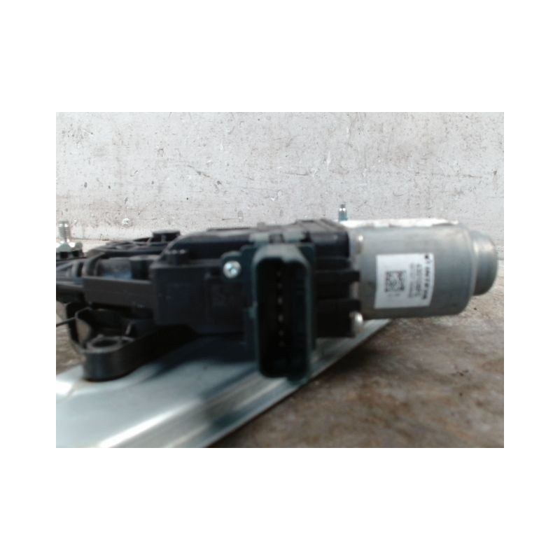 MECANISME+MOTEUR LEVE-GLACE ARRIERE DROIT RENAULT MEGANE