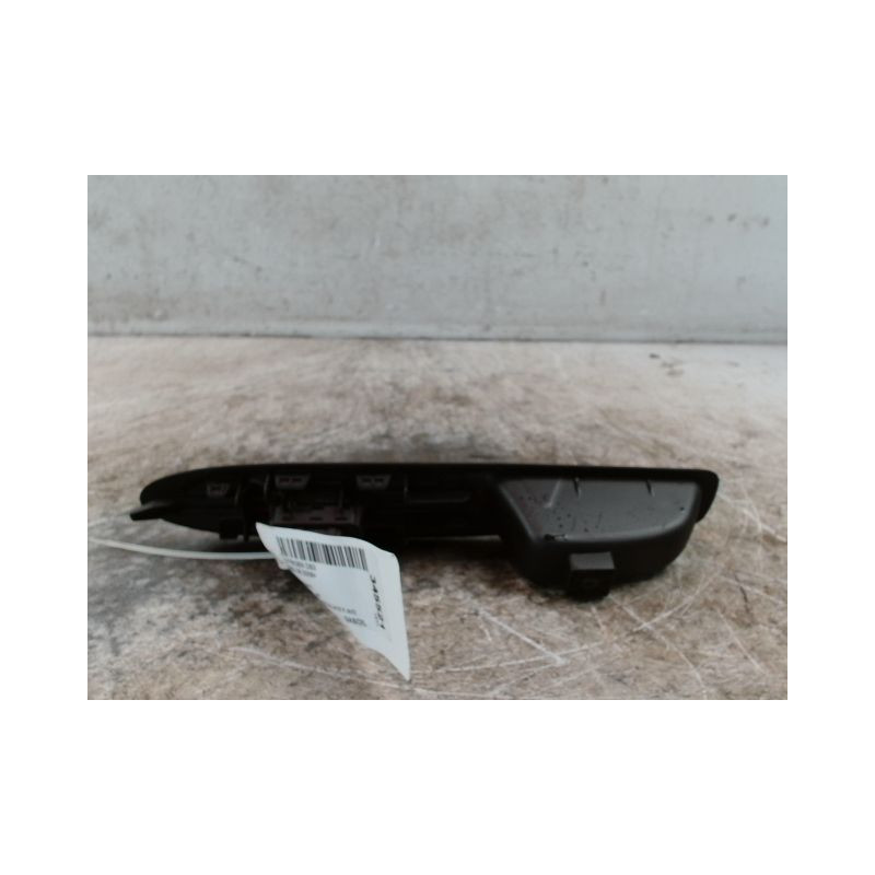 COMMANDE LEVE-GLACE PORTE AVD CITROEN DS3 2009-