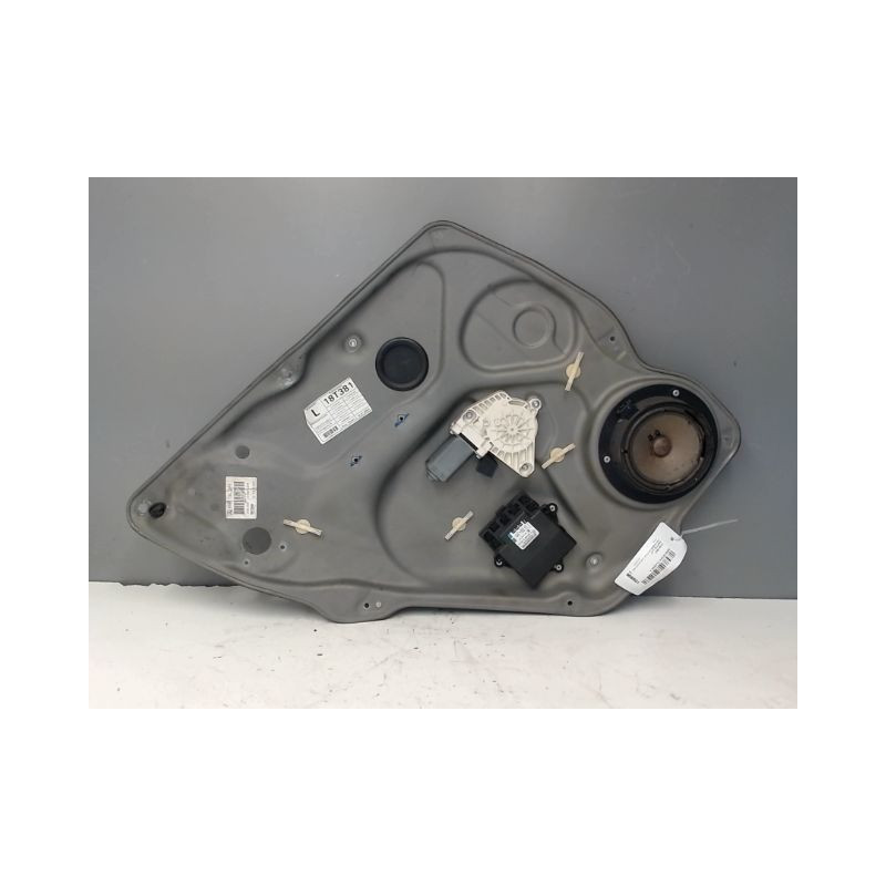 MECANISME+MOTEUR LEVE-GLACE ARRIERE GAUCHE MERCEDES CLASSE A