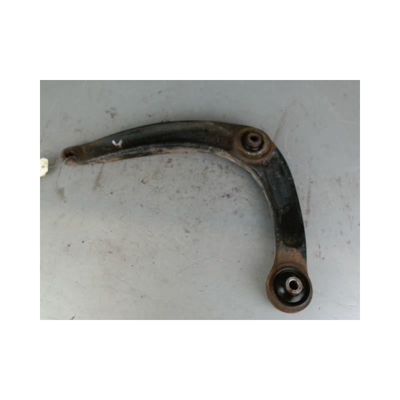 TRIANGLE INFERIEUR AVANT GAUCHE PEUGEOT 0