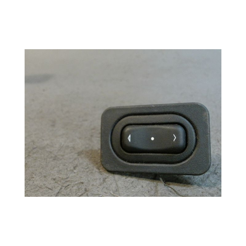 COMMANDE LEVE-GLACE PORTE AVD OPEL CORSA C PHASE 1 ESSENCE