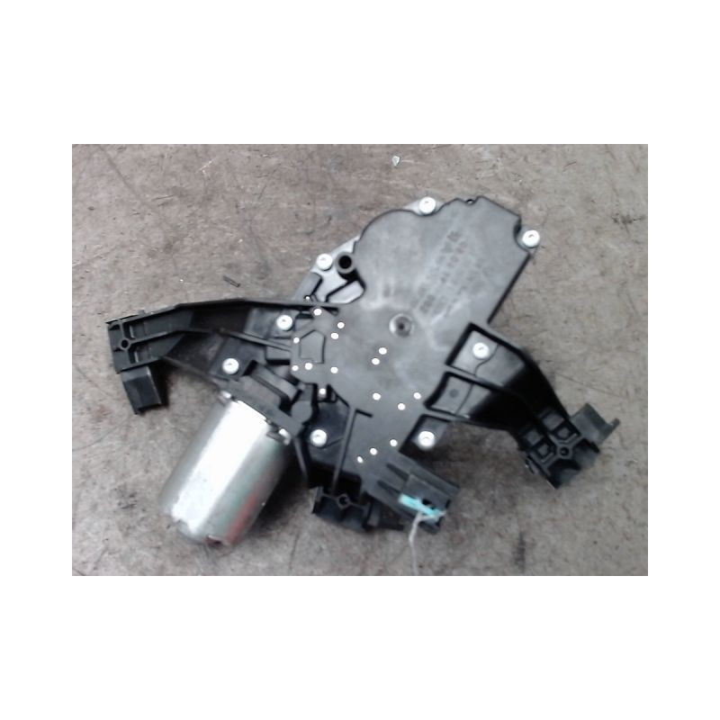 MOTEUR ESSUIE-GLACE ARRIERE PEUGEOT 207 DIESEL