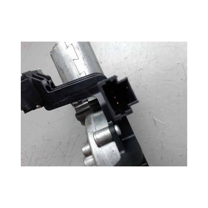 MOTEUR ESSUIE-GLACE ARRIERE PEUGEOT 207 DIESEL