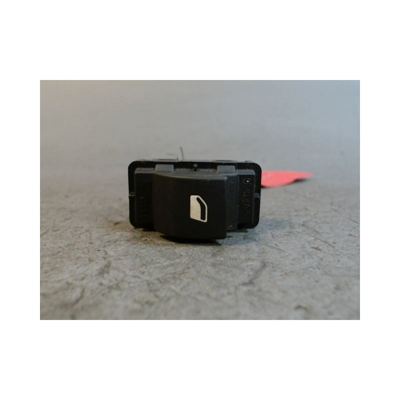 COMMANDE LEVE-GLACE PORTE ARG PEUGEOT 308 1 PHASE 2 BREAK DIESEL