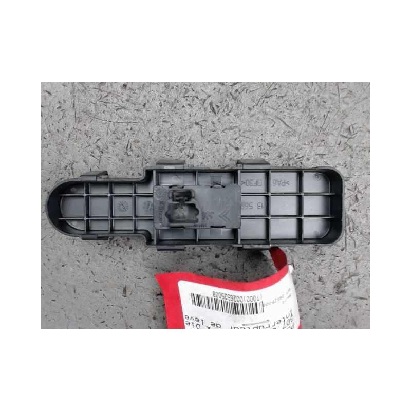 COMMANDE LEVE-GLACE PORTE AVD PEUGEOT 307 PHASE 1 BREAK DIESEL