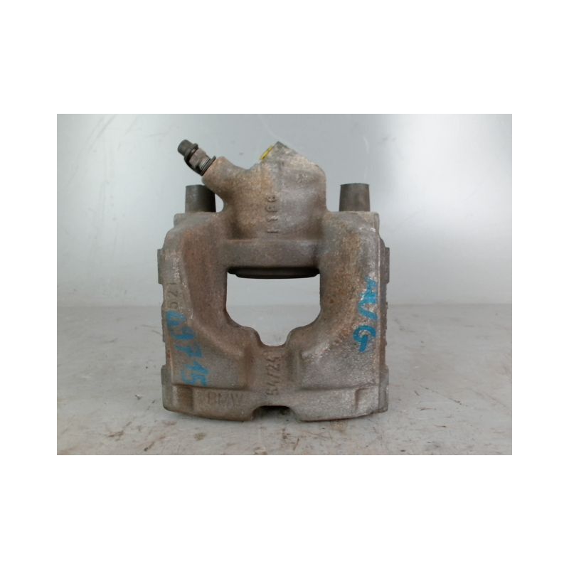 ETRIER DE FREIN AVANT GAUCHE BMW SERIE 1 E81 2.0D - 16V TURBO 1