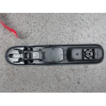 COMMANDE LEVE-GLACE PORTE AVD PEUGEOT 5008