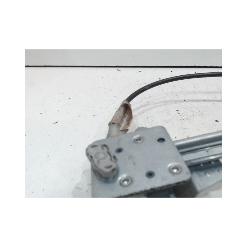 MECANISME+MOTEUR LEVE-GLACE ARRIERE DROIT OPEL MERIVA