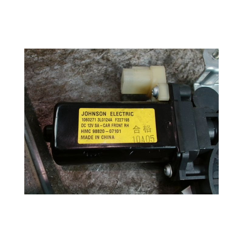 MECANISME+MOTEUR LEVE-GLACE AVANT DROIT KIA PICANTO
