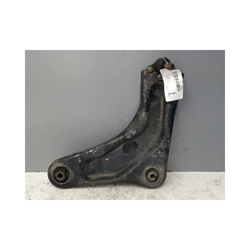 TRIANGLE INFERIEUR AVANT GAUCHE PEUGEOT 207