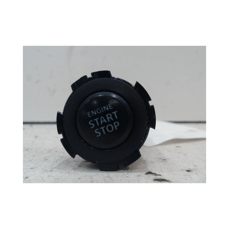 BOUTON DE DEMARRAGE SUZUKI SWIFT