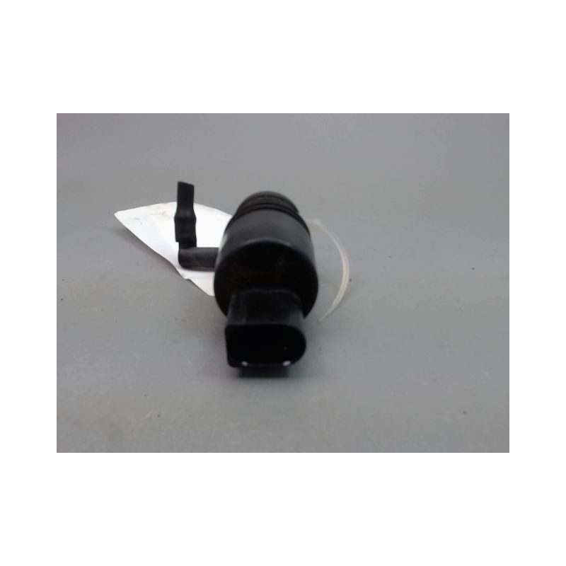 POMPE LAVE-GLACE AVANT SUZUKI SWIFT 3P